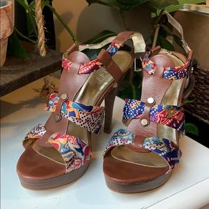Sandals Guess